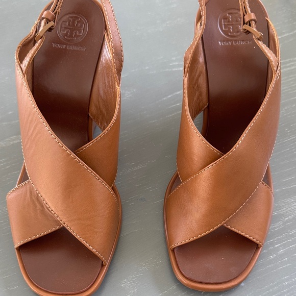 Tory Burch Tan Leather Sandals - Picture 8 of 8